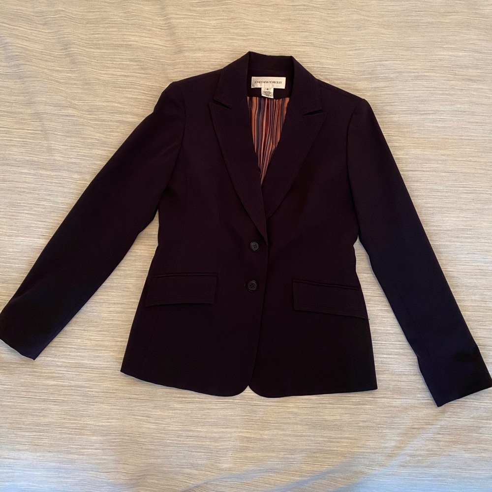NWOT Jones New York suit jacket